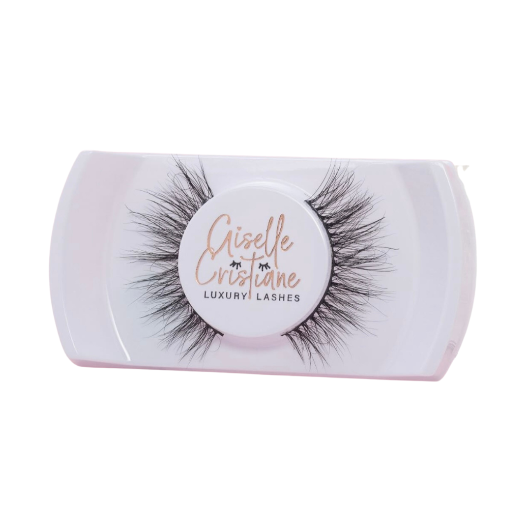 Giselle Cristiane Lashes - Breeze