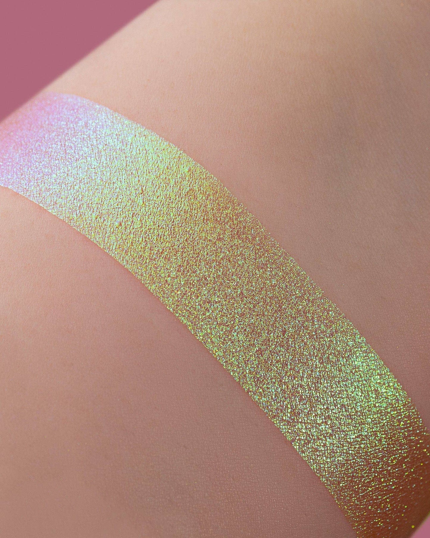Karla Cosmetics - 'Pom Pom' Pastel Duochrome Loose Eyeshadow